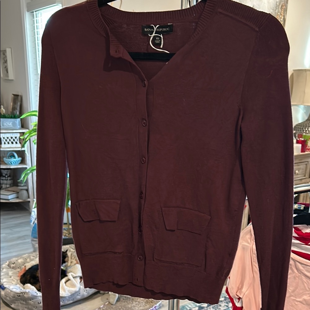 Banana Republic Women's Brownish Burgundy Sweater